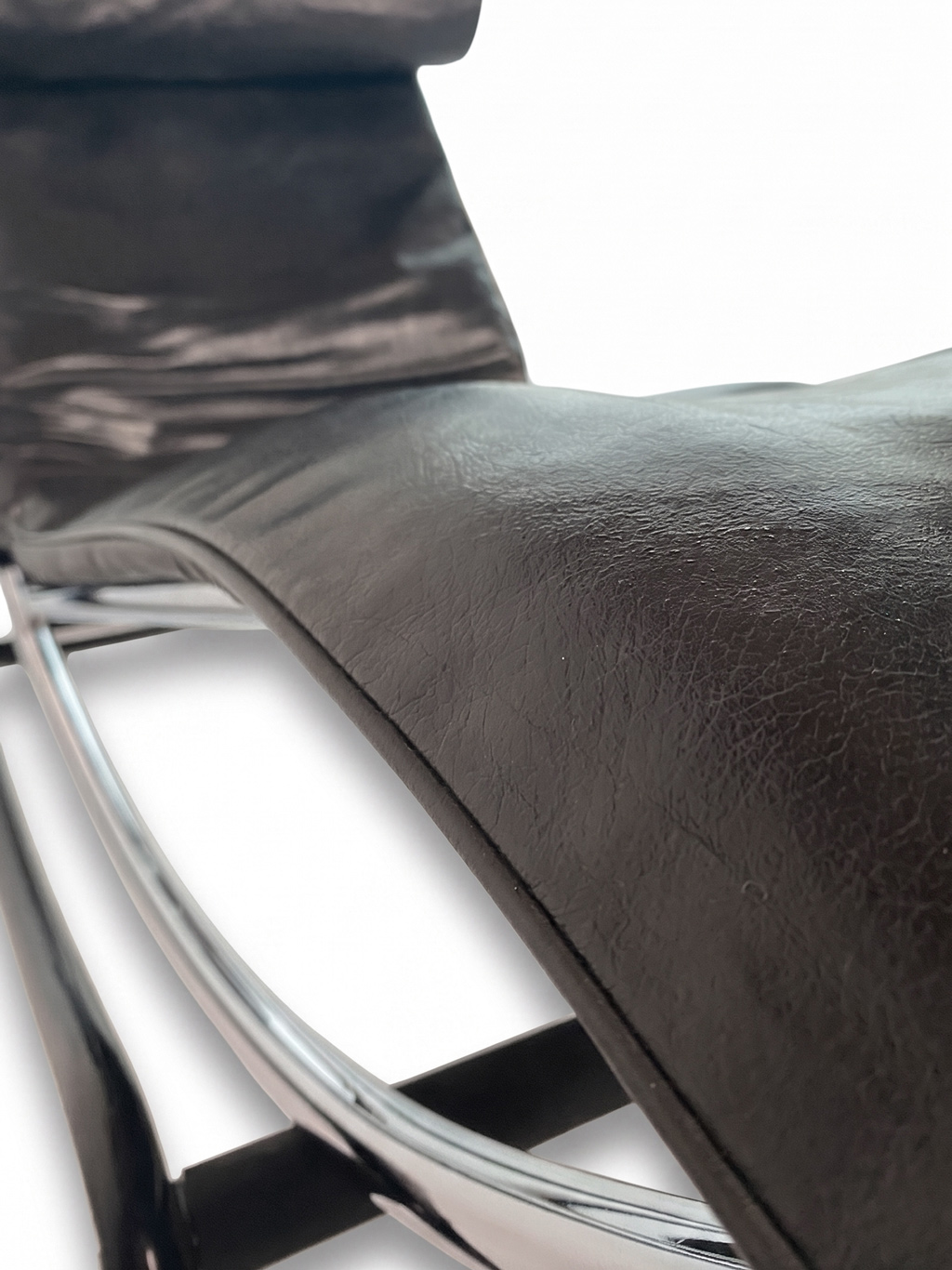 Cassina LC4 style lounge chair