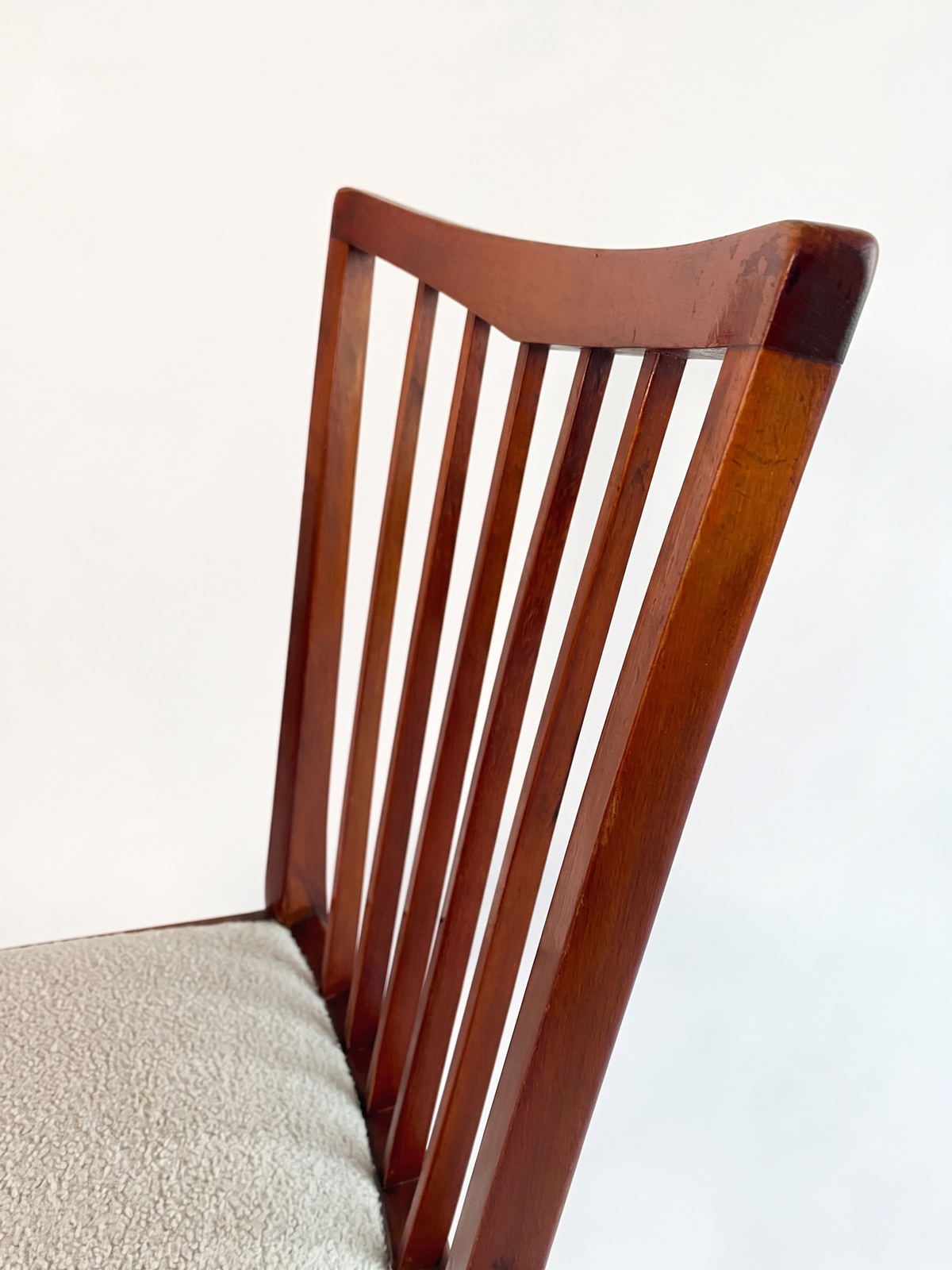 Set of 4 Mid-Century Modern Spindle Back Dining Chairs