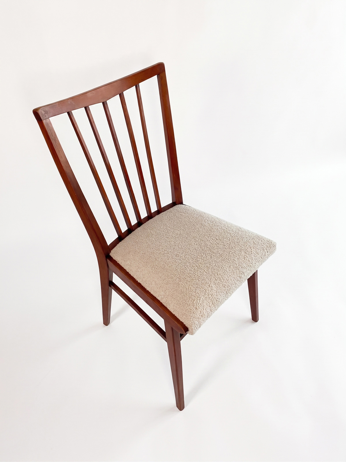 Set of 4 Mid-Century Modern Spindle Back Dining Chairs