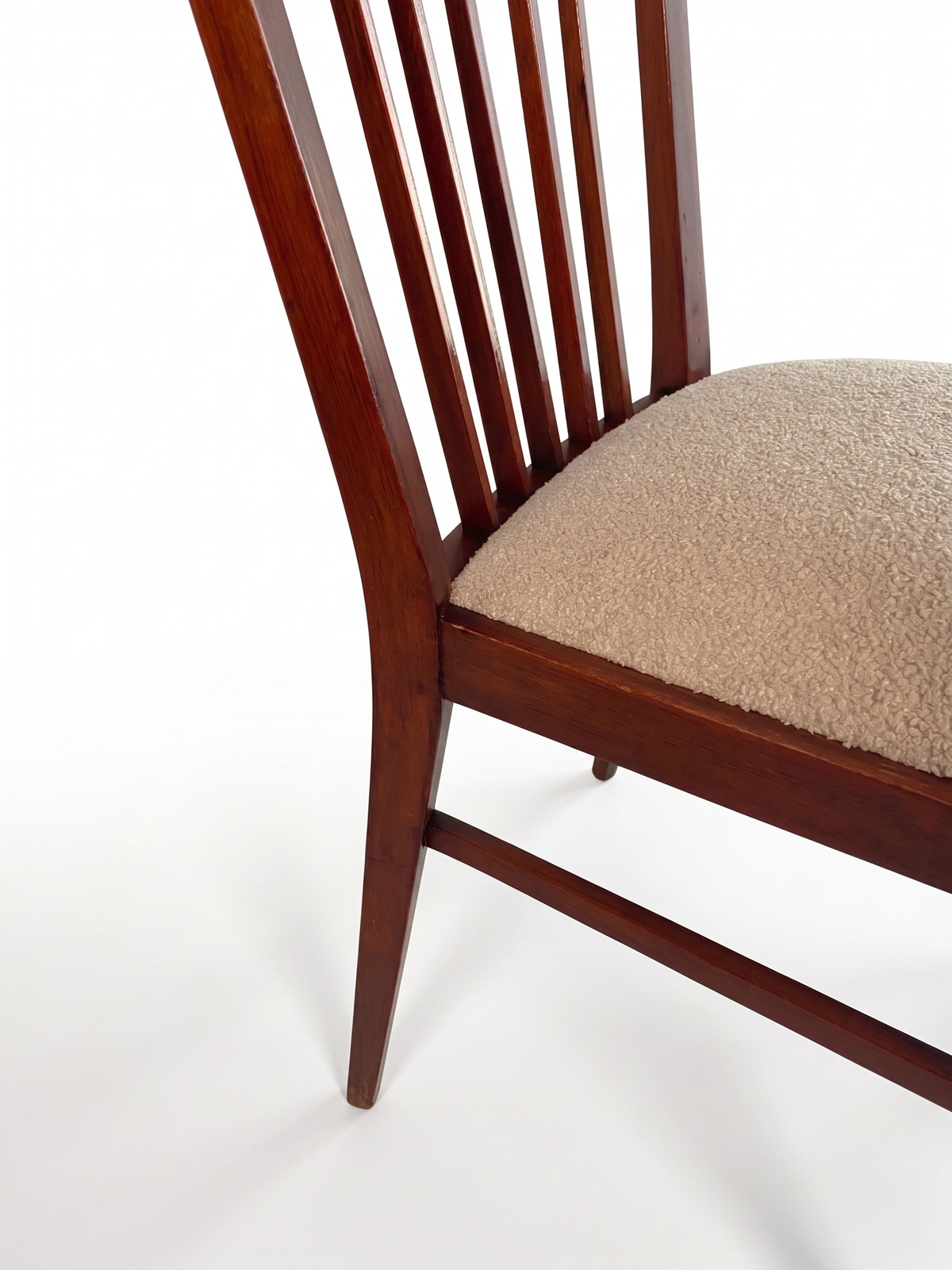 Set of 4 Mid-Century Modern Spindle Back Dining Chairs