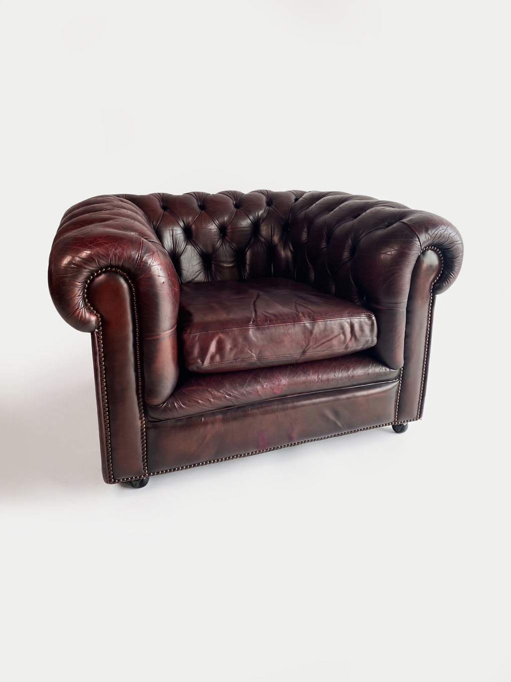 Vintage Chesterfield club chair — Burgundy brown leather