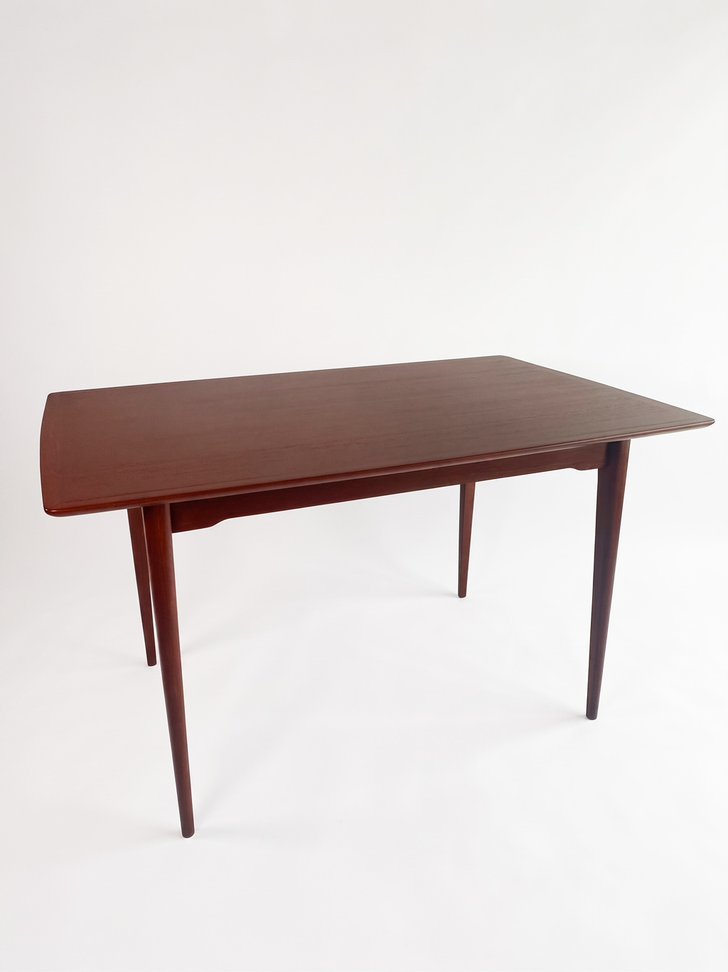 Vintage Scandinavian Mid-Century Modern extendable dining table